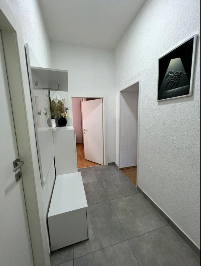 Apartment Eva Pula Exteriör bild
