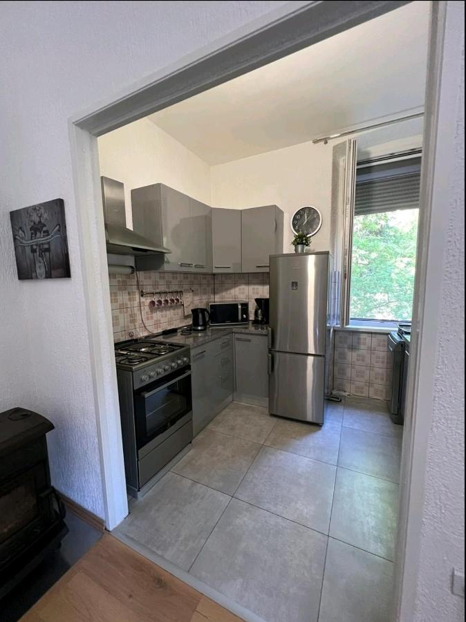 Apartment Eva Pula Exteriör bild